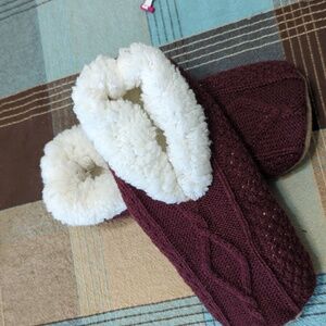 4/$20 Slipper socks